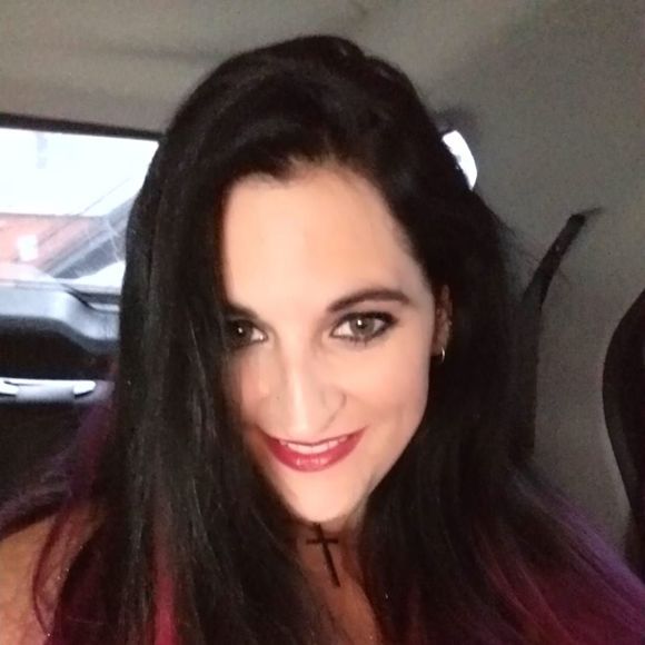 Meet your Posher, Ladee - Picture 1 of 1